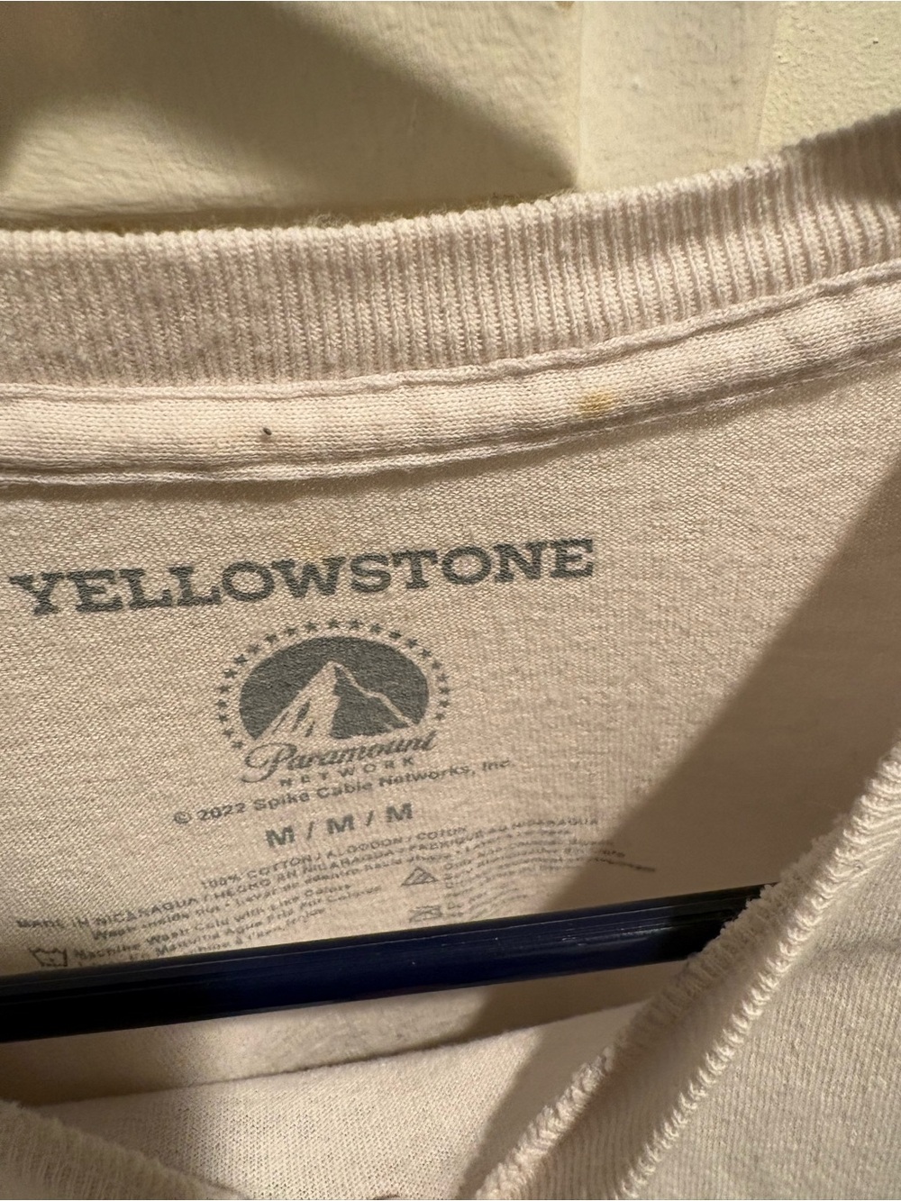 Dutton Ranch Graphic Tee - White - Picture 4 of 4